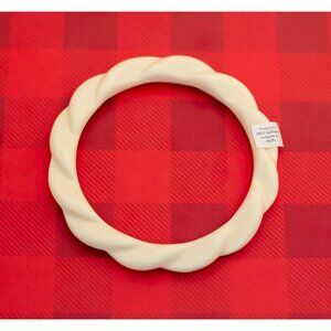 Vintage Boho Cream Bangle Bracelet by West Germany for Avon 8 Inches - O12